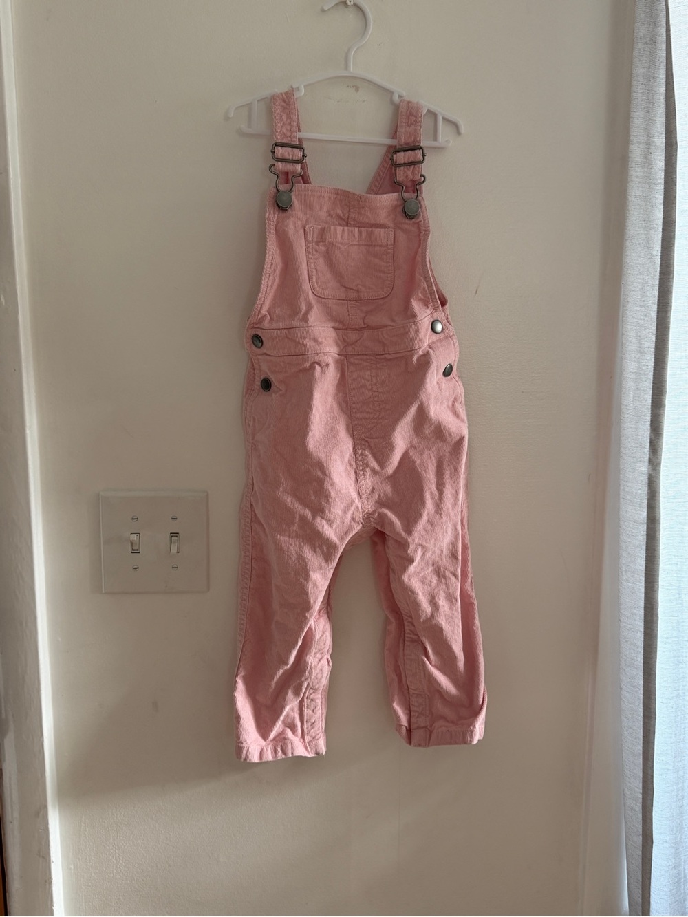 Hanna Andersson Kids Pink Corduroy Overalls